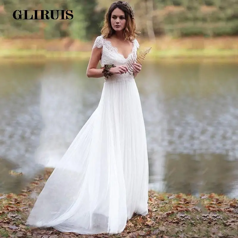 

2022 Bohemian Lace Tulle A Line Wedding Dresses Cap Sleeves Sexy V Neck Simple Plus Size Bridal Gowns