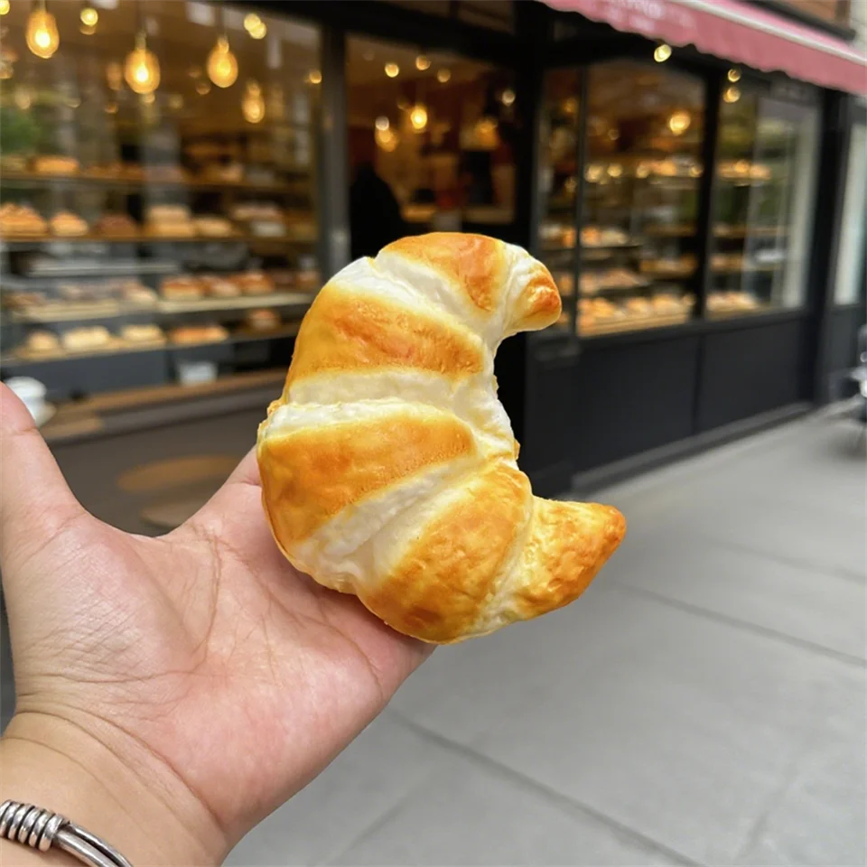 Qcbuegof Künstliche Croissants - Realistische Dekoration Für Bäckerei & Küche