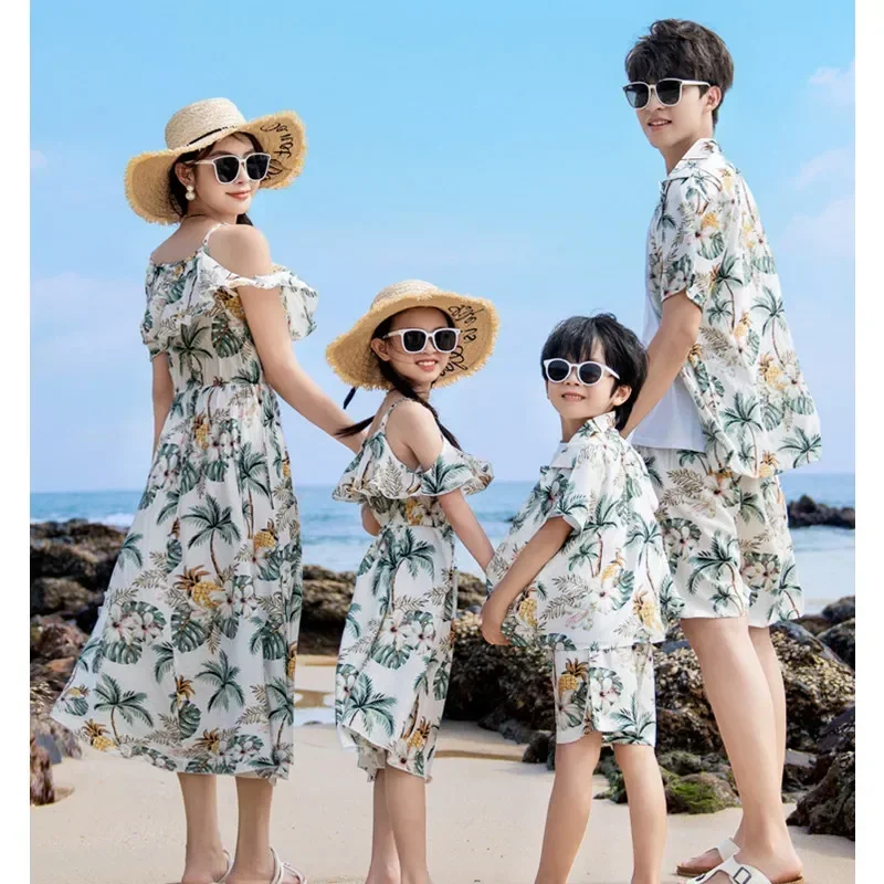 Vacation Look Couple Matching Clothes Family Clothing Mother and Daughter Resort Dress Father Beach Shirts Shorts Two Piece Sets 6