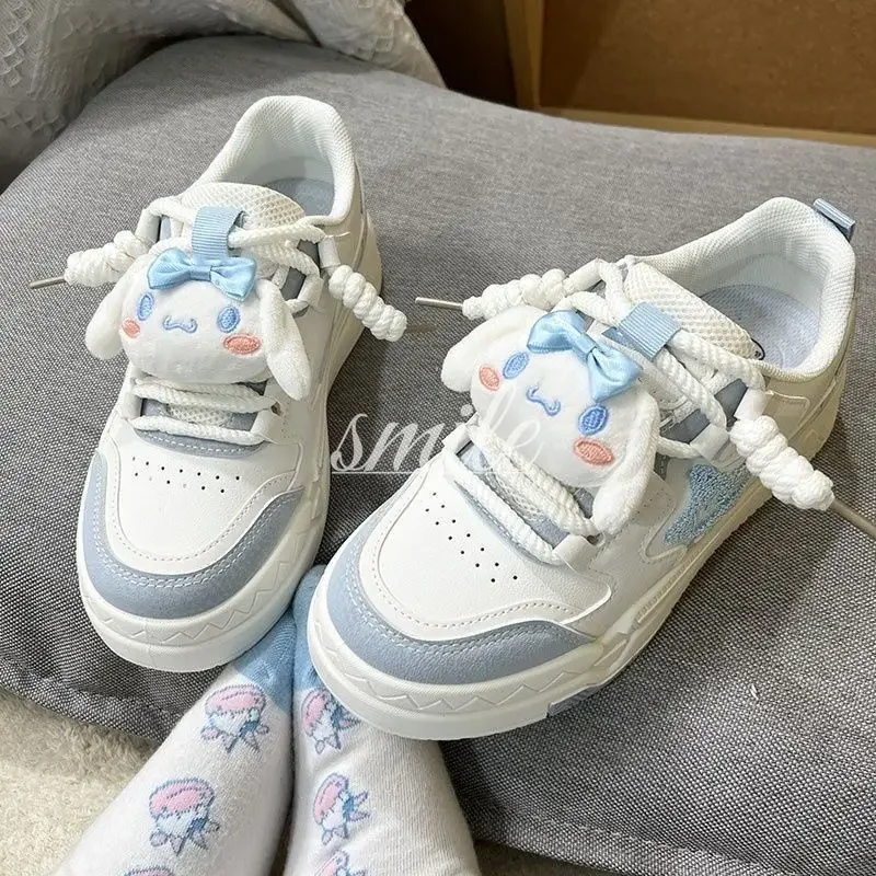 

Autumn New Kuromi White Sneakers Sneakers For Junior High School Students Girls' Cinnamon Dog All-match Casual Shoes
