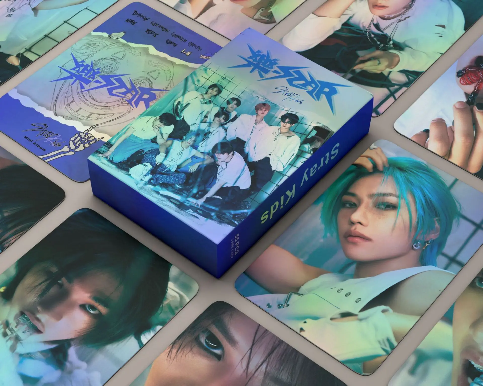 

55 шт./коробка Kpop Straykids 2024 Air-ful лазерные фотокарты для мальчиков Idol группа Альбом FREEFALL lomo карты Золотая Лазерная Фотокарта