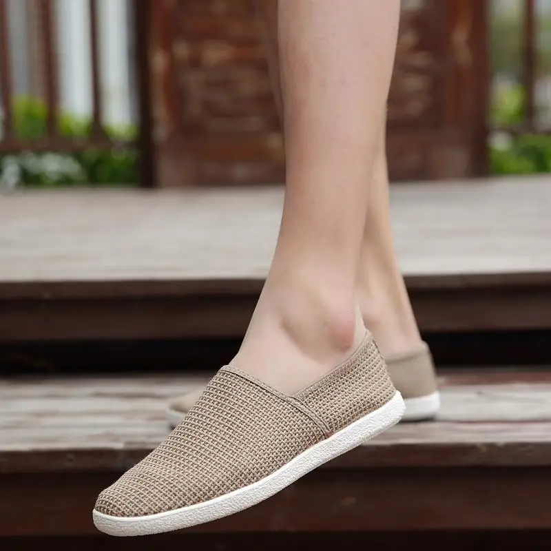 Linen Breathable Casual Flats Shoes Men's Canvas Loafers Fashion Men Canvas Shoes Slip on Fisherman Driving Footwear White Shoes 4