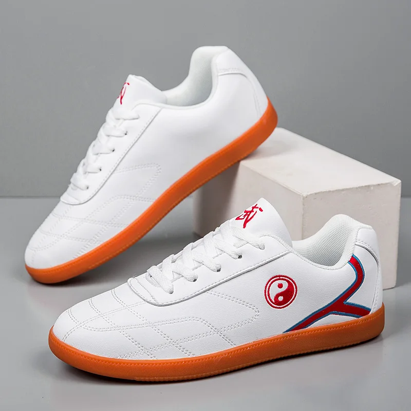 Women and Men Tai Chi Shoes Traditional Chinese Bagua Shoes Non Slip Performance Martial Arts Outdoor Sneakers