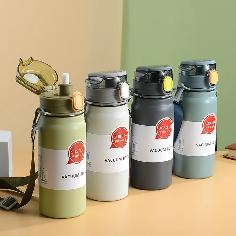 304 Sport Vacuum Flask With Straw Portable Thermos Mug With Strap 600Ml