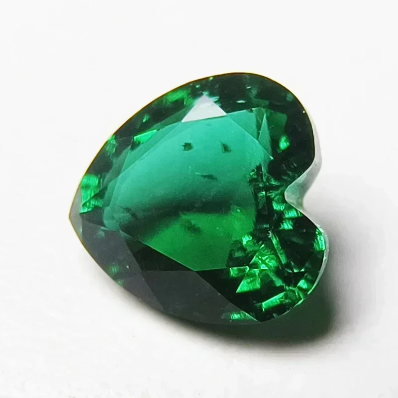 Lab Grown Zambian Emeralds Hydrothermal Hand Cutting Heart Shape with Cracks Inclusions Inside Selectable AGL Certificate loose gemstones