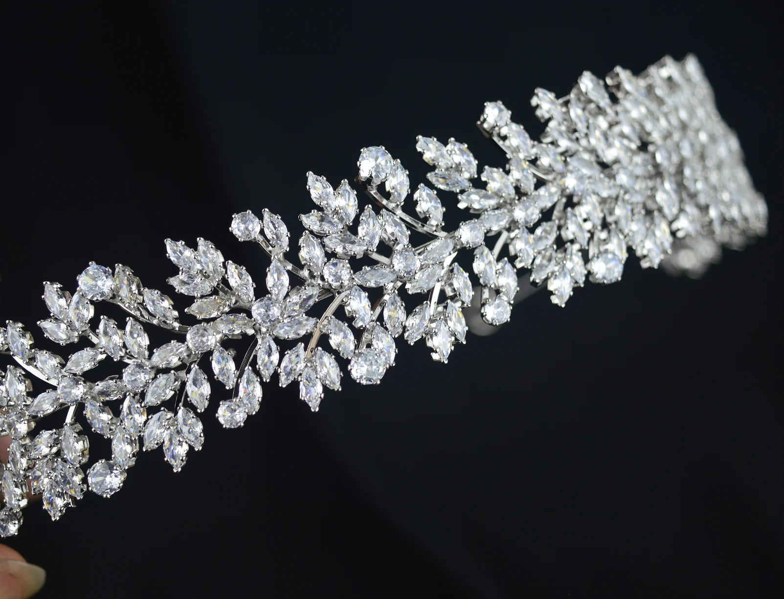 Bruids haarband met zirkonia kristal voor bruiloft haaraccessoires_voghion.com