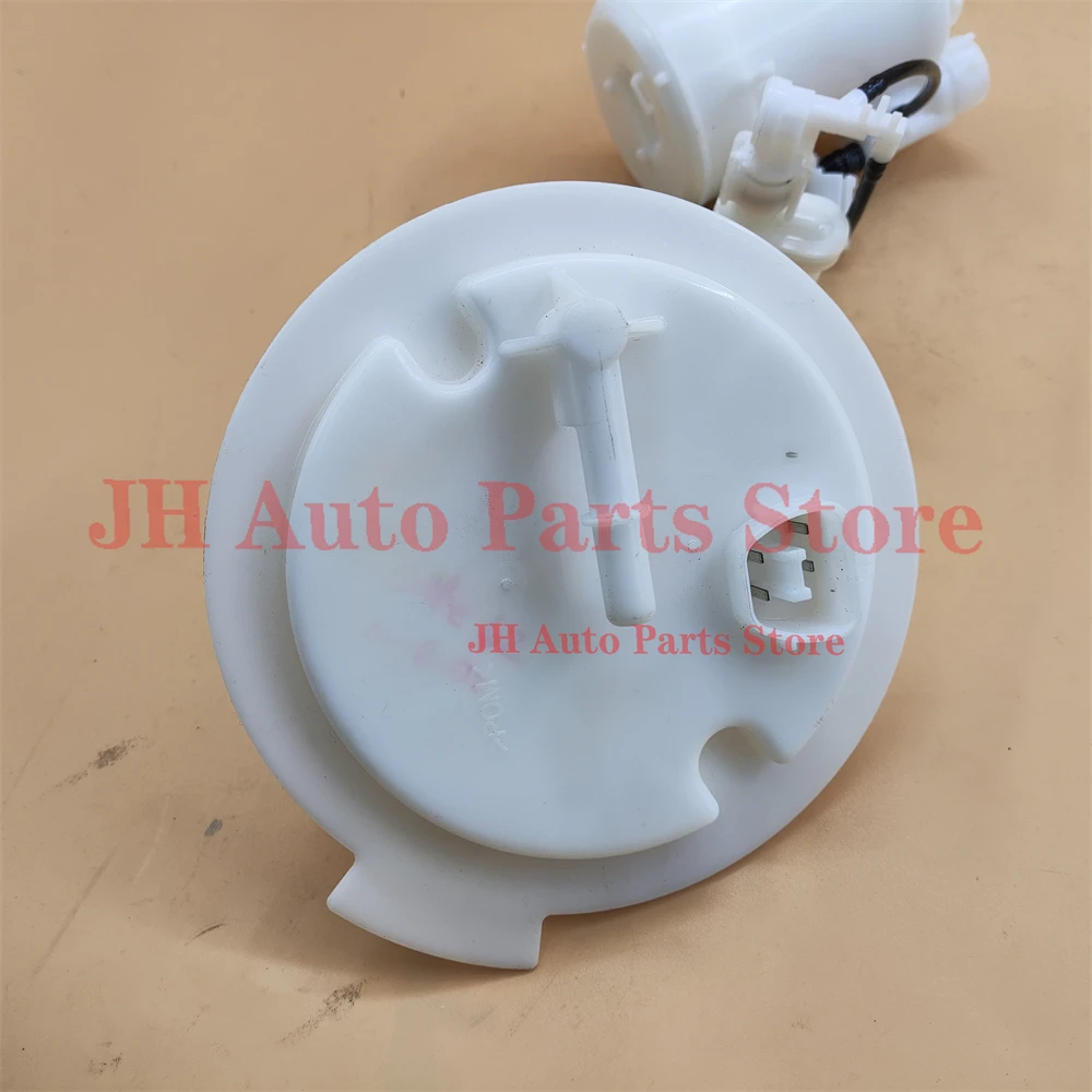 Fuel Filter With Cover For Dodge Caliber Jeep Compass Patriot 05105075AD