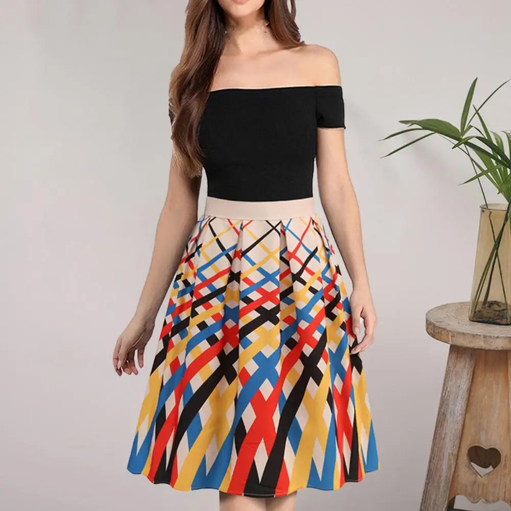 

Flattering A-line Silhouette Skirt Trendy Women's Graffiti Print Midi Skirt with High Waist Hidden Zipper for Streetwear