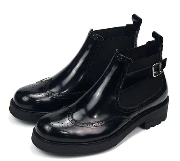 

Winter carved Men's shoes Genuine Leather Men Boots Round toe Buckle short Ankle Boots for men