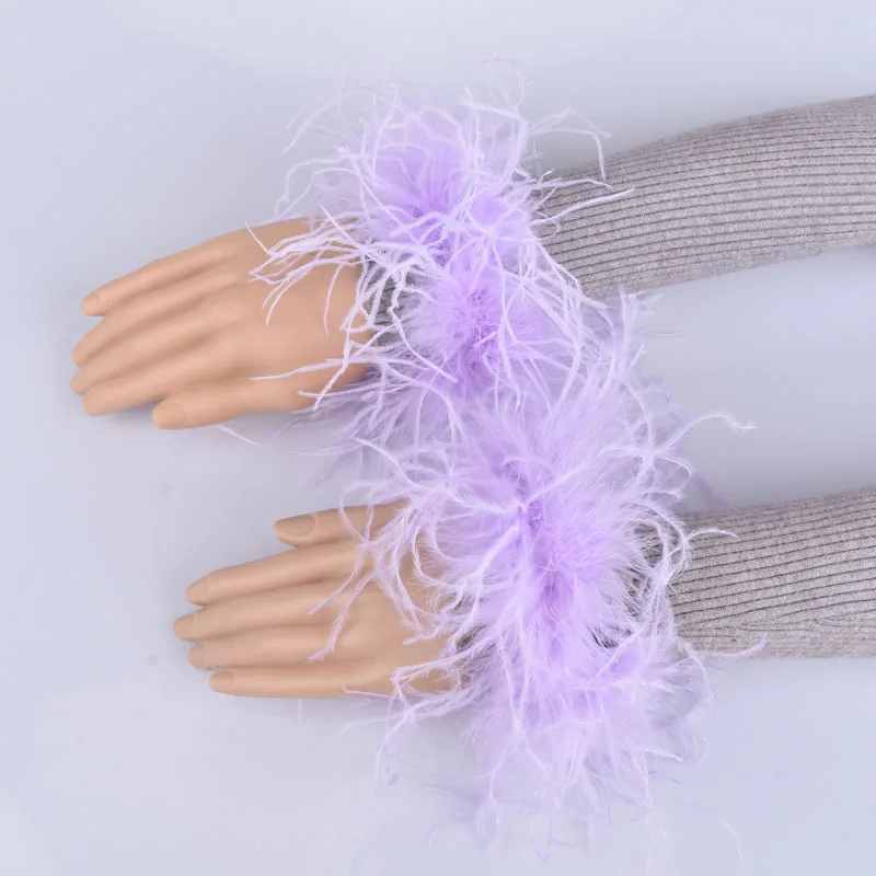 Рисунок 6 - Женские браслеты из натурального страусиного пера