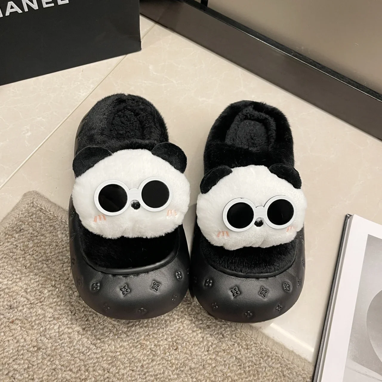 

Winter New Women's Home Cotton Shoes Fashion Closed Toe Keep Warm Fur Platform Slippers for Women Outdoor Casual Slip on Shoes
