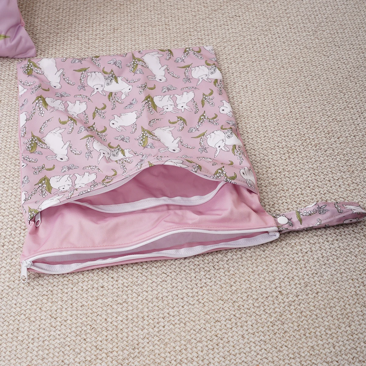 Elinfant 2PCS Waterproof Diaper Bag,Reusable Washable Wet Dry Bag For Gym,Beach,Pool,Portable Storage Bag,For Age - Image 5