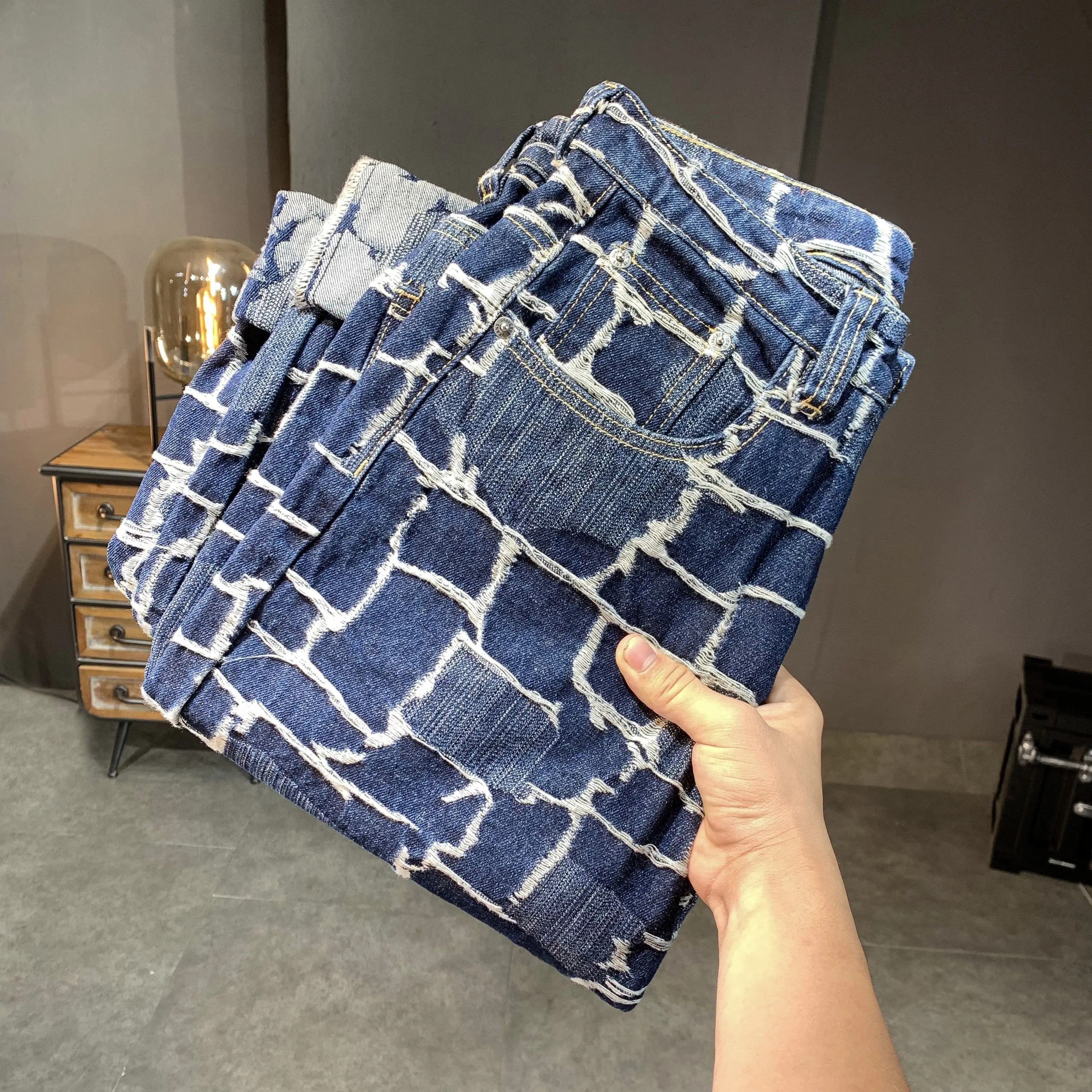 Spring & Autumn Street Wear Men Plaid Patchworks Baggy Pants Ripped Wash Denim Trousers Male 2