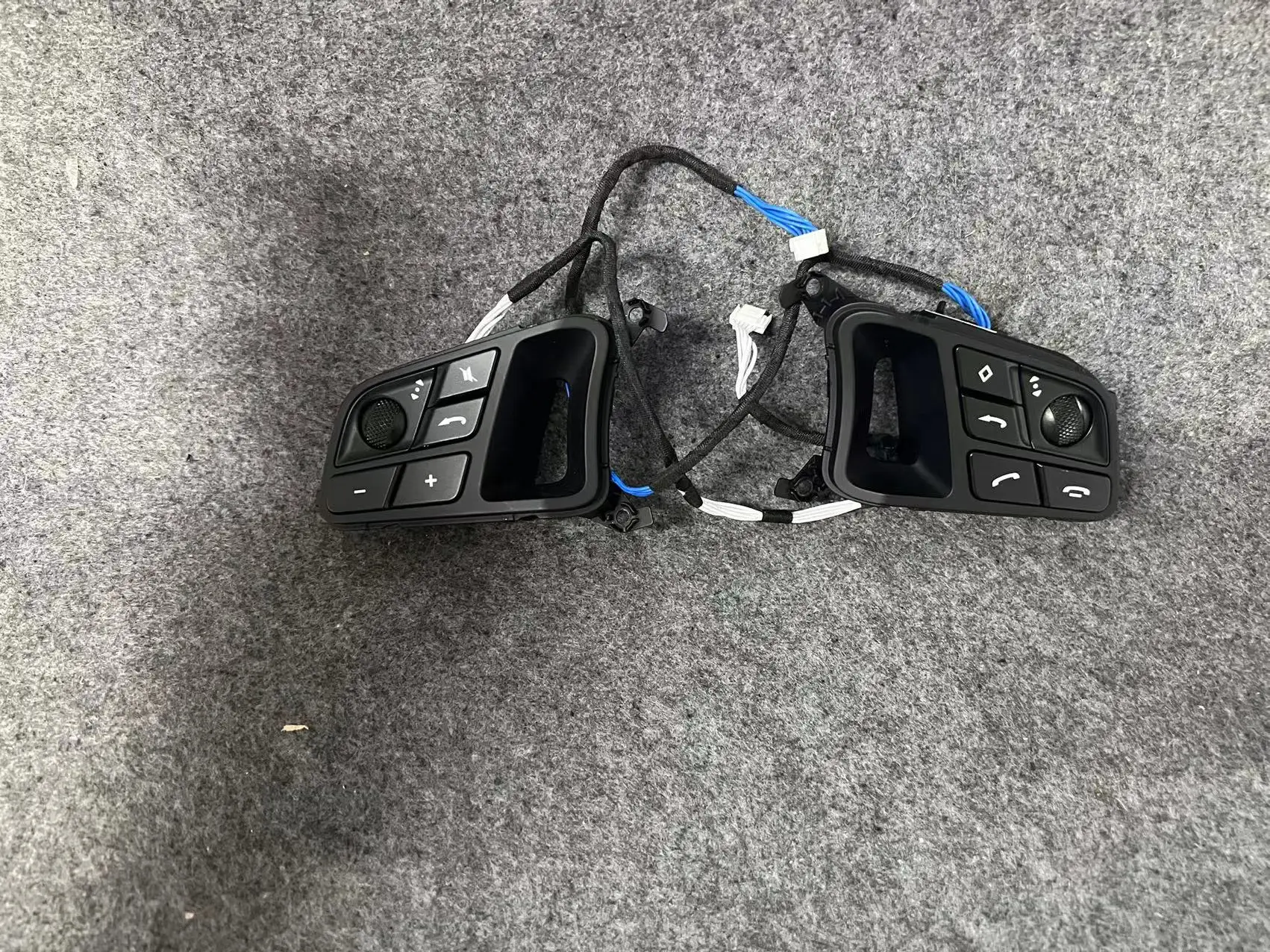 For Cayenne Panamera steering wheel button GT 971959537 Y6N3  