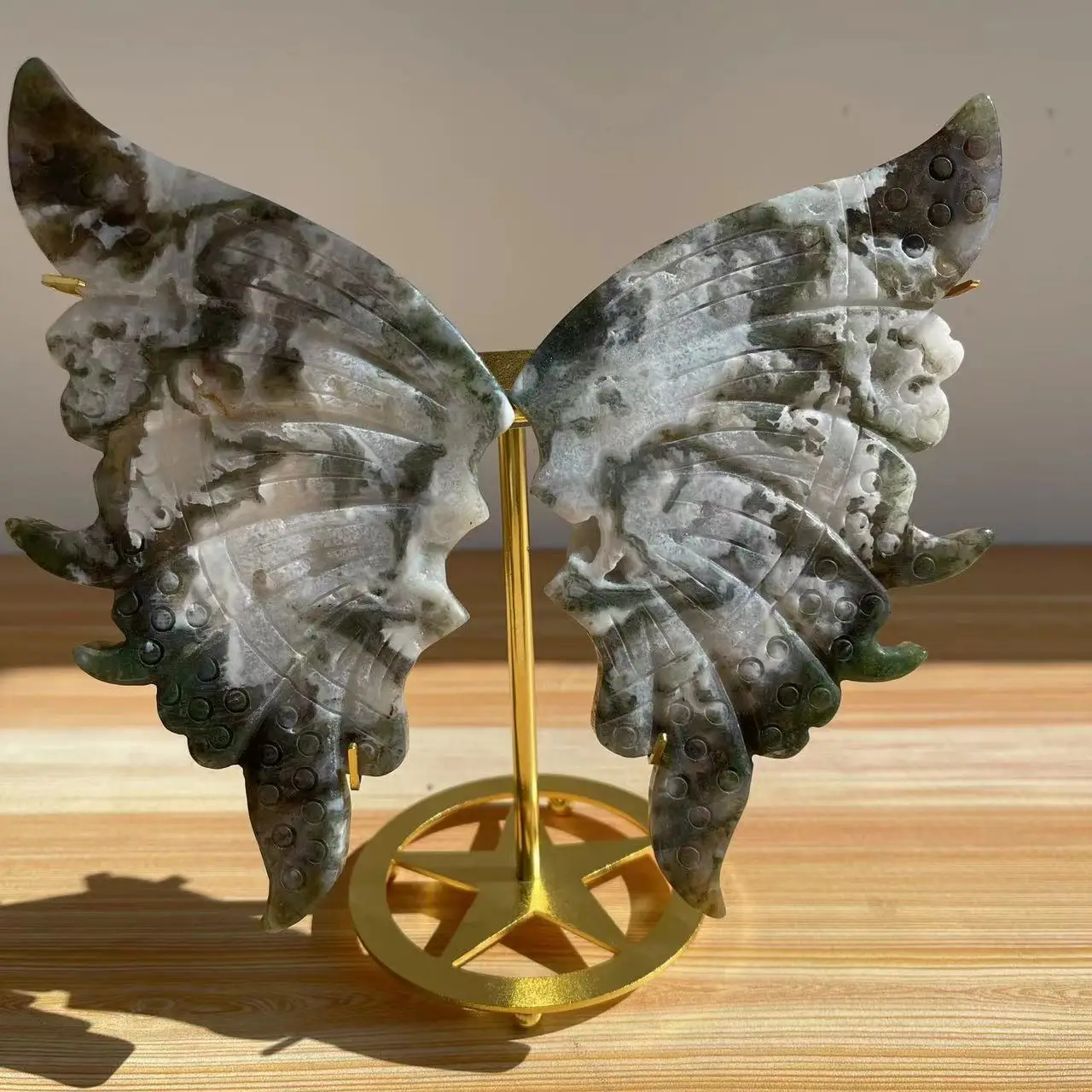 13-15cm Natural Energy Moss Agate Hand-Carved Butterfly Wings Home Decoration Gift Natural quartz crystal ++++ send bracket 3