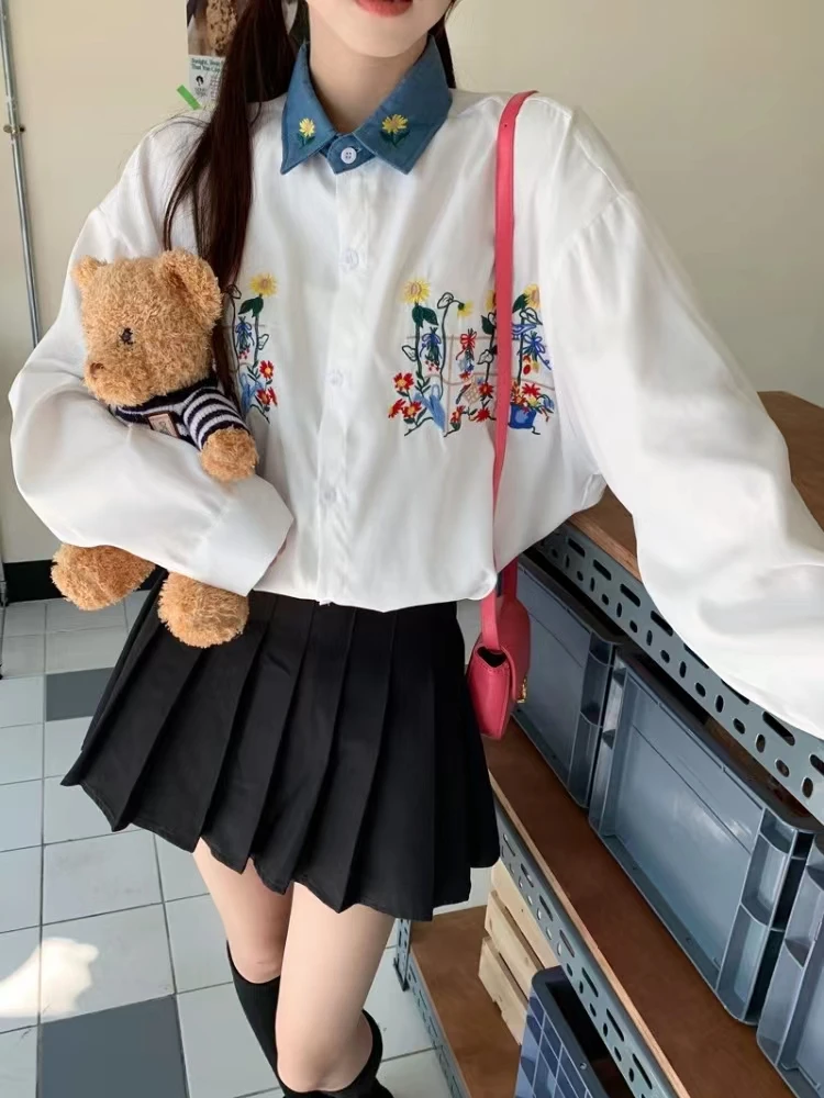 

White Daisy Embroidery Casual Long Sleeve Shirt Women Button Up Shirt Korean Japanese Streetwear Shirts New Summer College Style