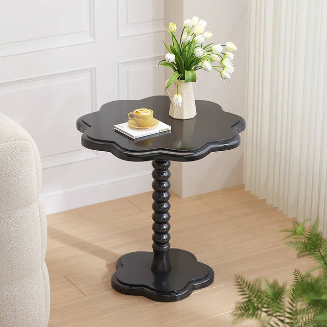 현대적 유행의 절정: 스탠딩 티 소파 테이블