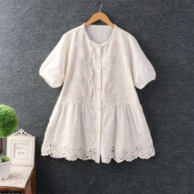 

Summer Japan Style Mori Girl Sweet Lace Embroidery Cotton Linen Shirt Women Short Sleeve O-neck Casual Loose Blouse Blusas Mujer