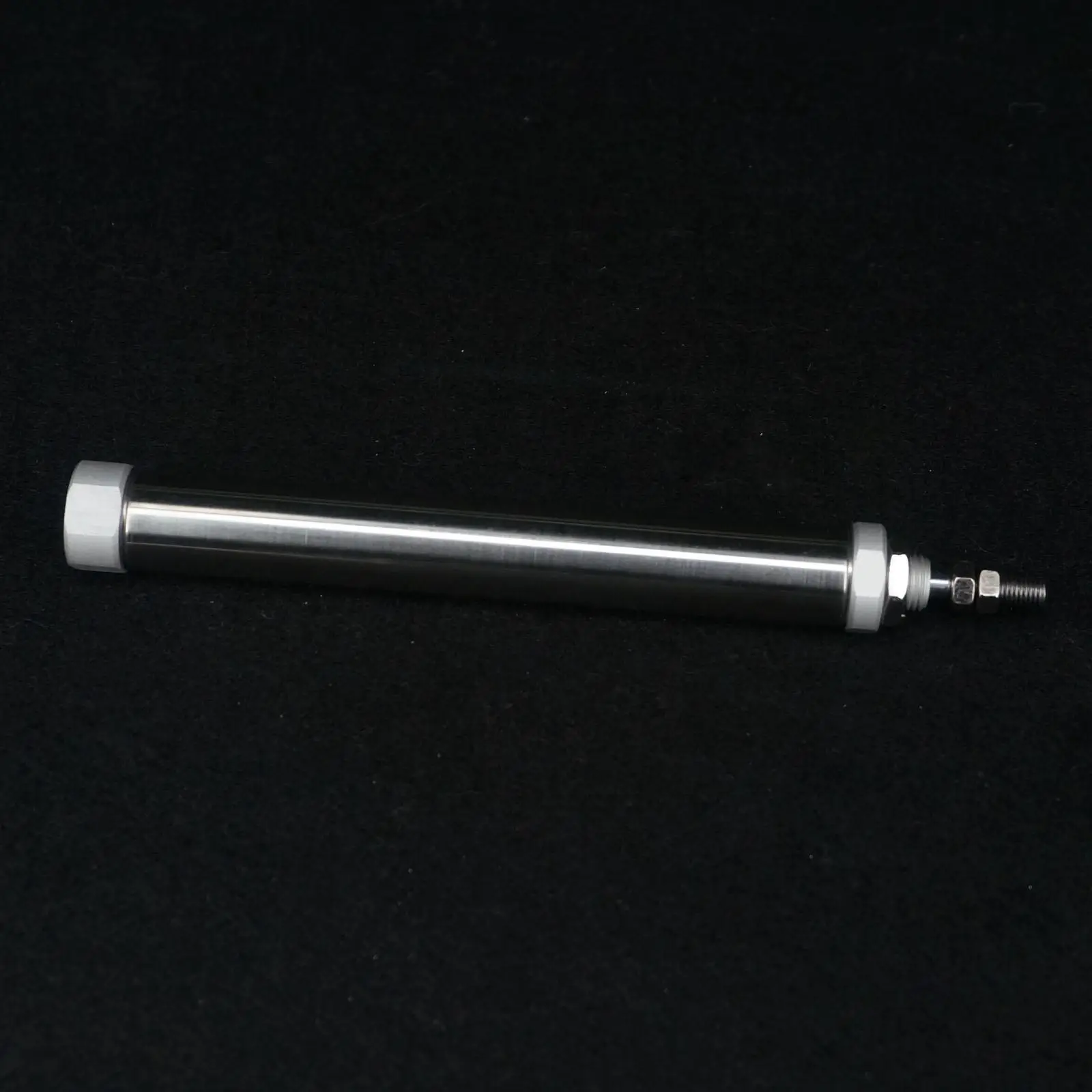 

Диаметр 16 мм, ход 60 мм, одинарная пружина, возврат стандартного пневматического цилиндра