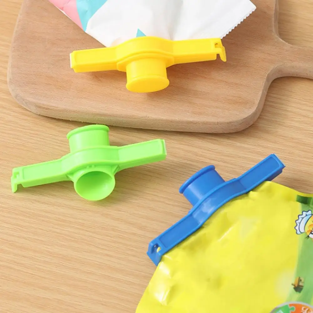 

4Pcs Preservation Sealers Creative Pour Type Food Sealing Clips Effective Food Sealing Clips Kitchen Appliances
