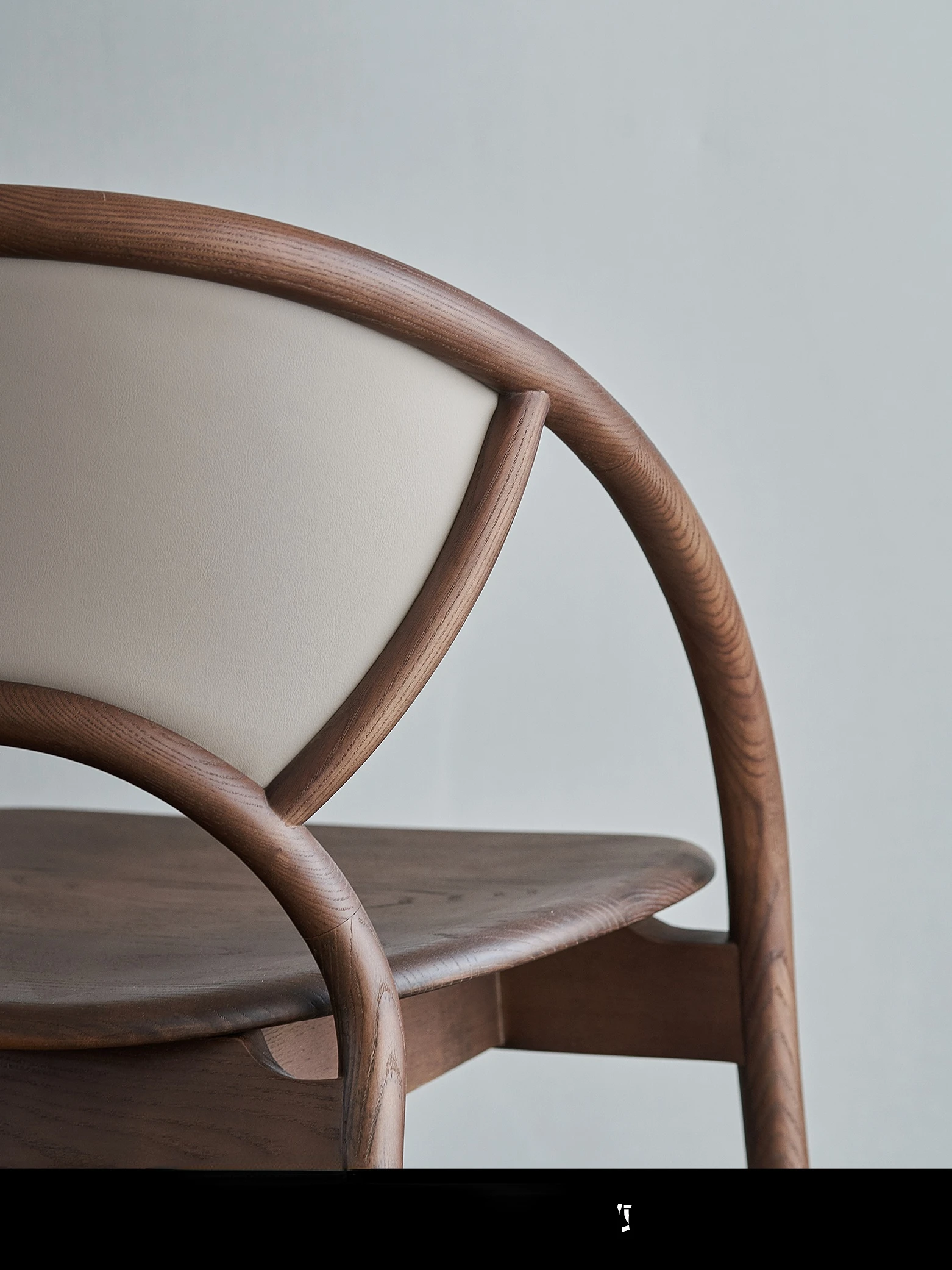 Rainbow chair Dexian design household solid wood dining chair, semi-arm leather back chair, modern and simple designer chair