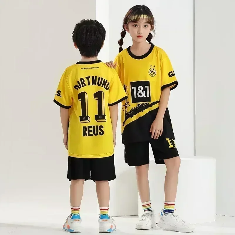 Спортивная одежда