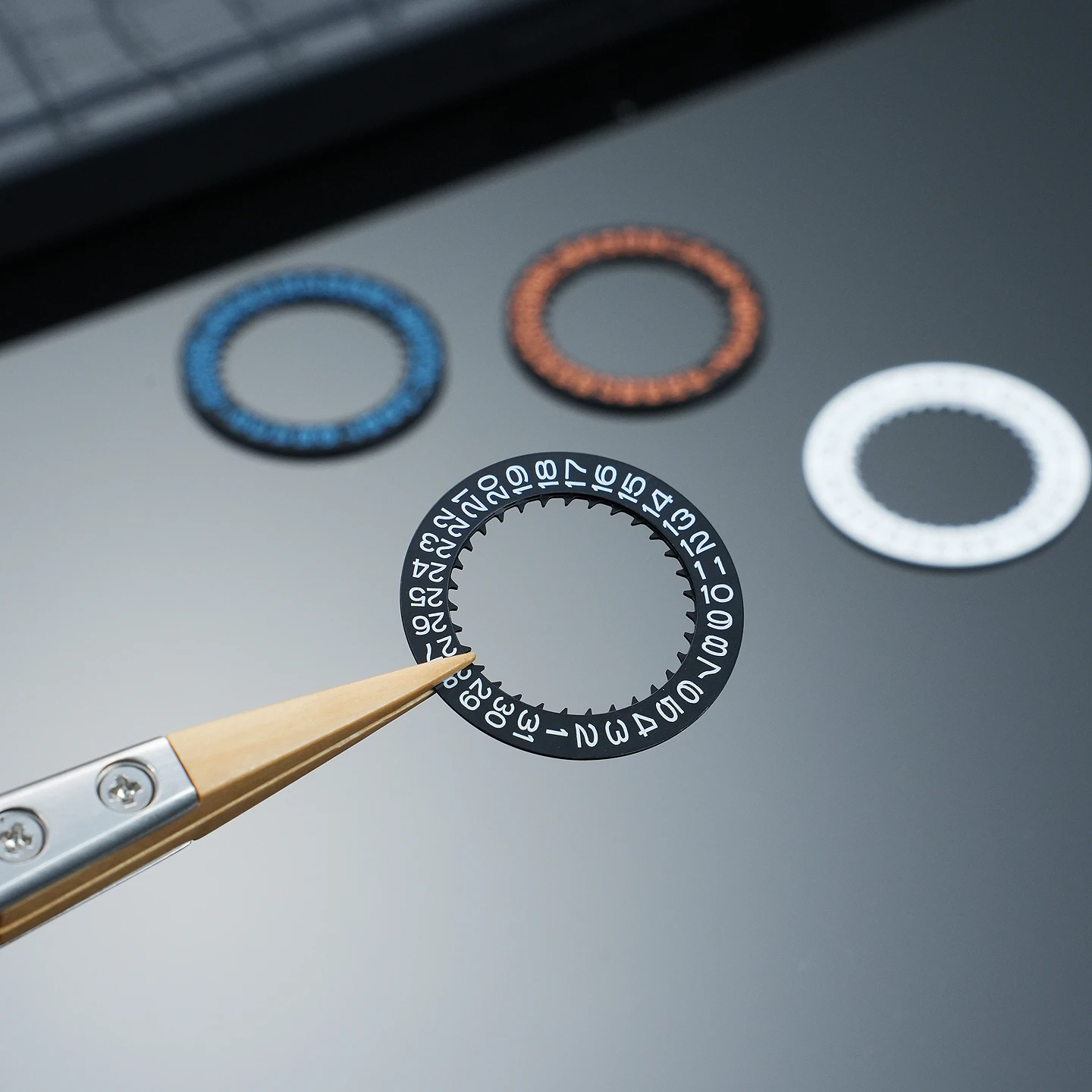 Black and White Date Wheel for Watch Calendar Disc - Day Date 3.0H Modified Repair Accessories