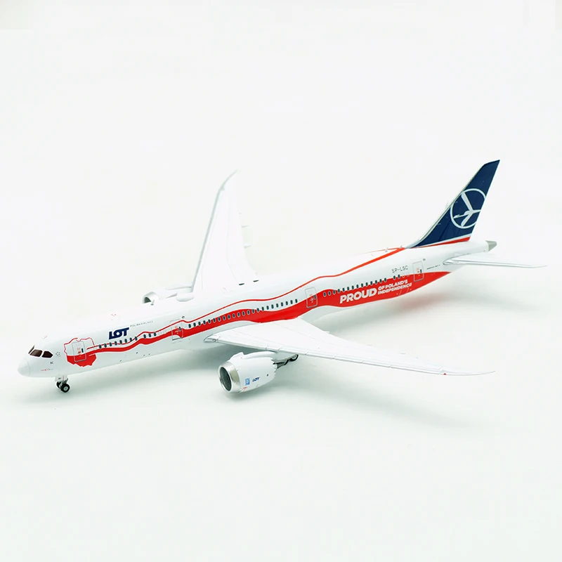 

1:400 Scale Model B787-9 SP-LSC Polish Airline Airplane Toy Diecast Alloy Aircraft Plane Collection Display Decoration For Adult