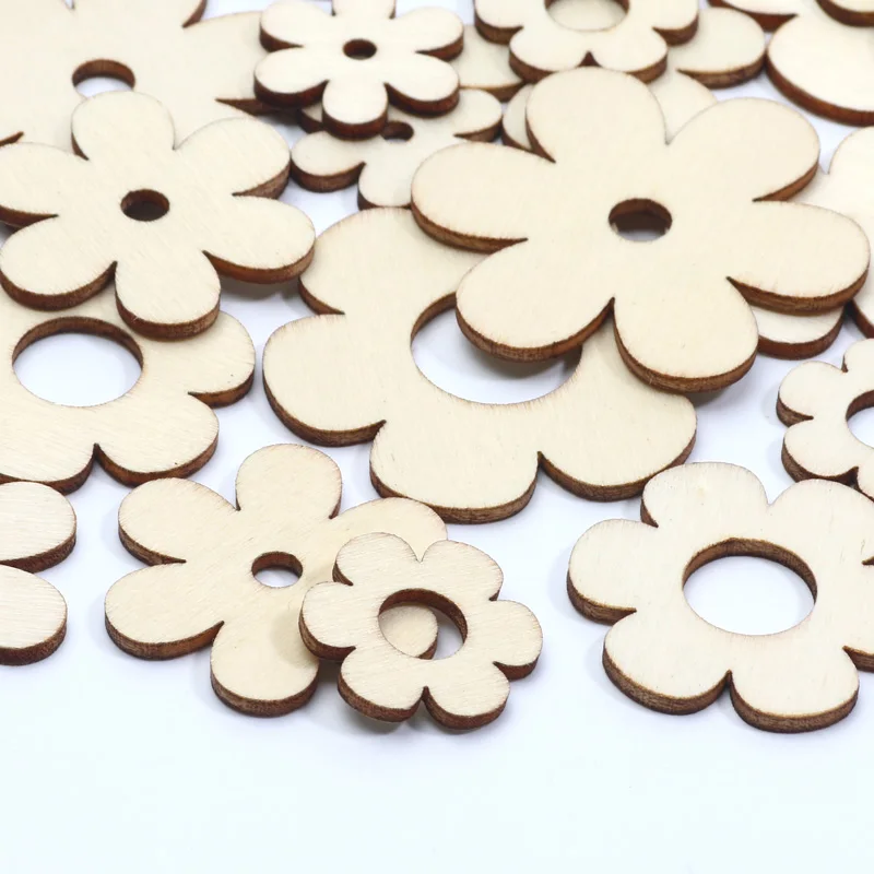 50 Pcs Fette di Fiori, Fette di Fiori di Legno, Trucioli di Legno Decorativi, Squisito e Pratico, Adatto per Ciondoli Natalizi, Artigianato di Nozze, Decorazioni da Tavola