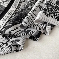 2024 New Women's Silk Satin Hair Scarves Fashion Square Printed Headscarf 70cm Professional Accessories Designer Scarf Headband 6