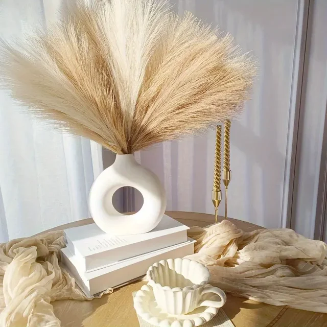 Black Faux Pampas Grass 1