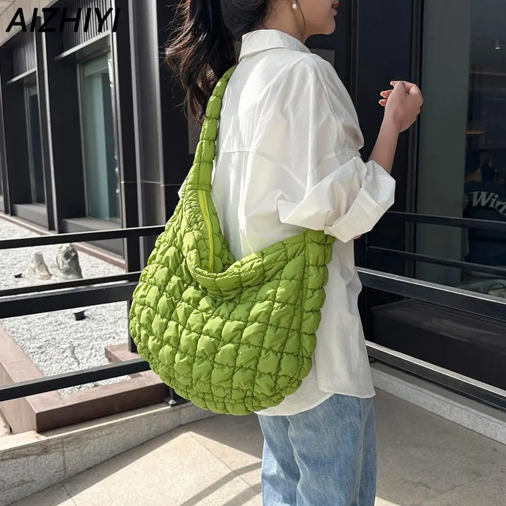 Luxury Quilted Bag Padded Crossbody Bags for Women Pleated Bubbles Bucket Design Ruched Large Tote Handbags Shoulder Cloud Bag