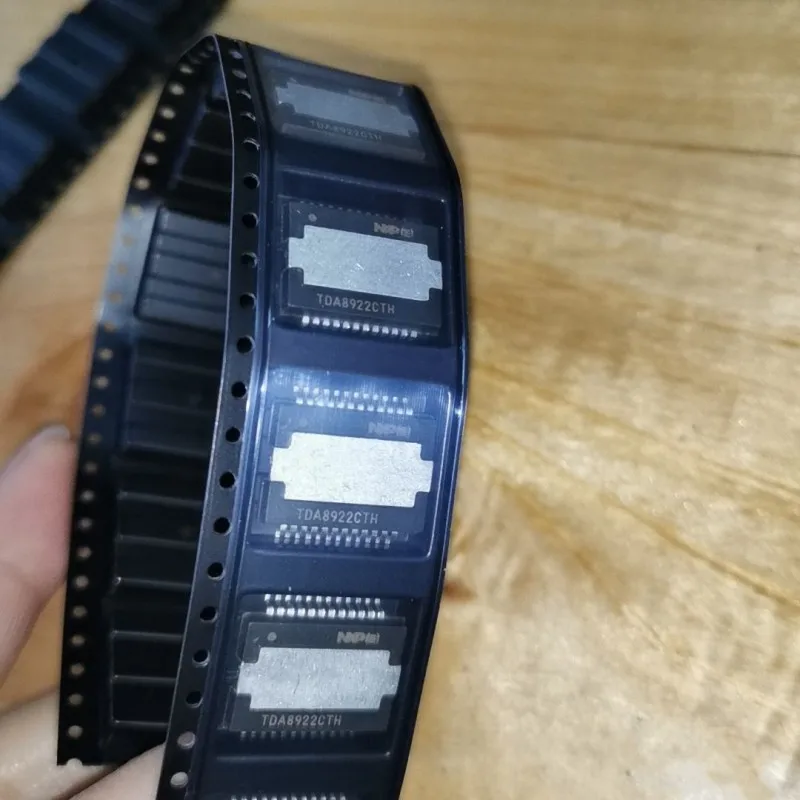 

1 шт TDA8922 TDA8922CTH TDA8922BTH HSOP24