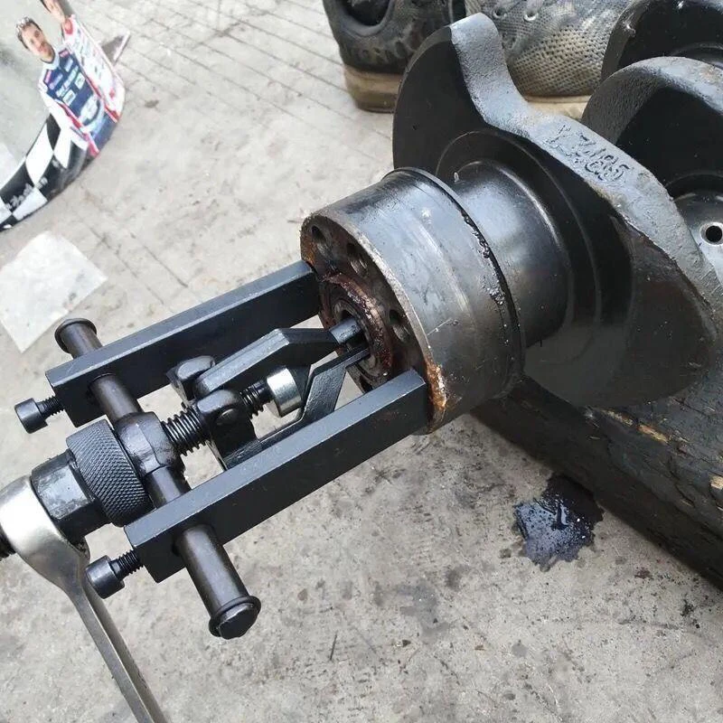 

Inner bearing pull horse inner bore bearing dismounting tool three-jaw pull-out puller multifunctional inner ring code puller