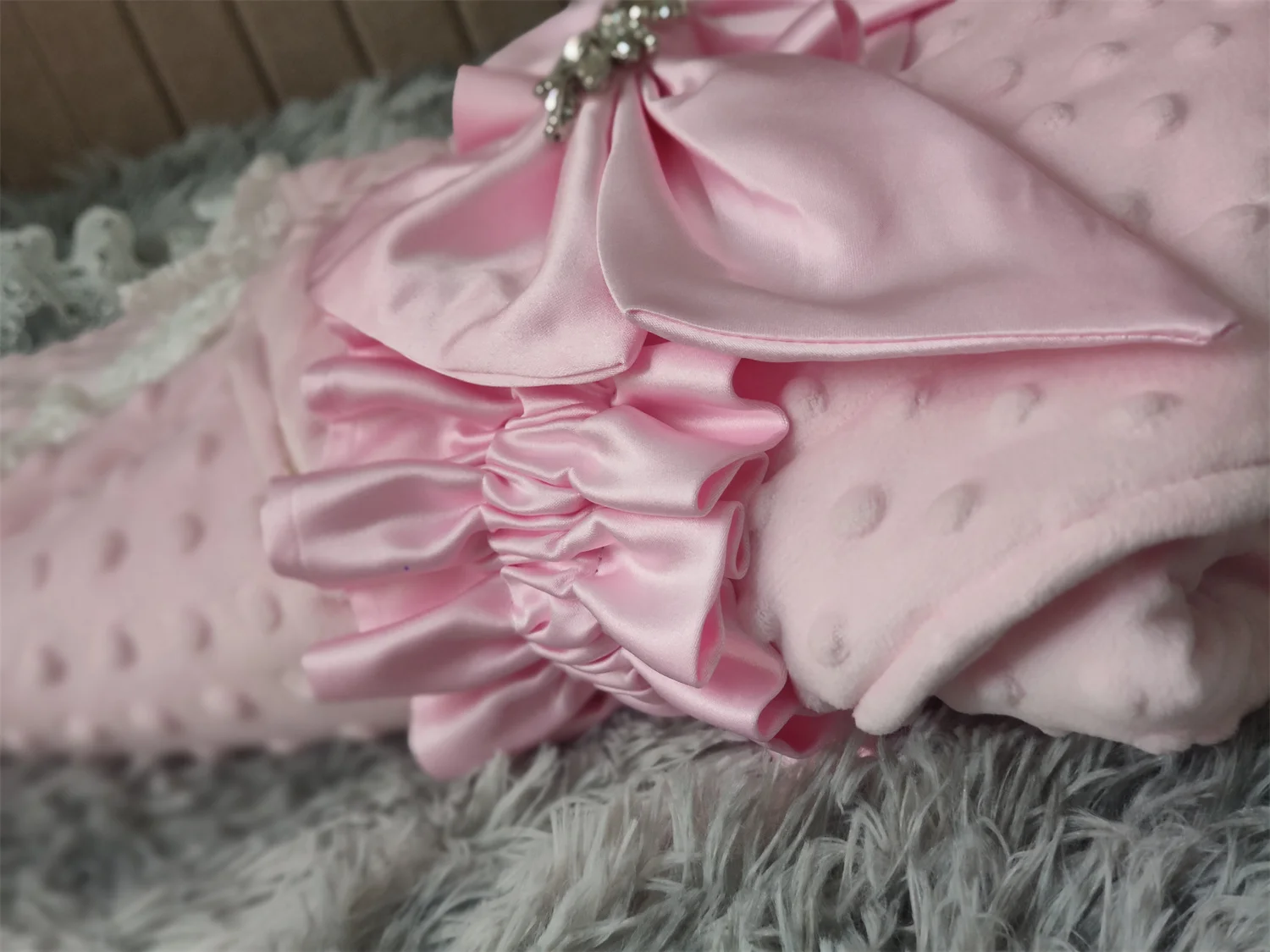 Baby Winter Swaddle Blanket Boys Girls French Lace Essential Receiving Blanket Ultra-Soft Newborn Registry Sleeping Wraps 4