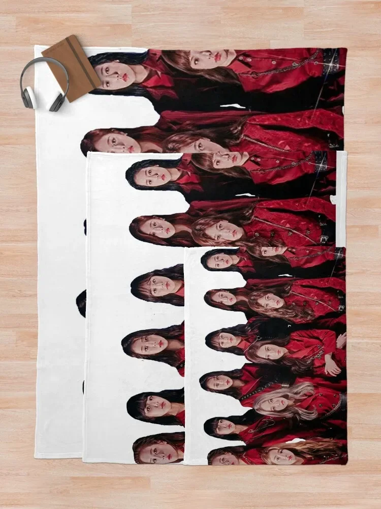 LOONA - So What Throw ���, ������ ���� ���