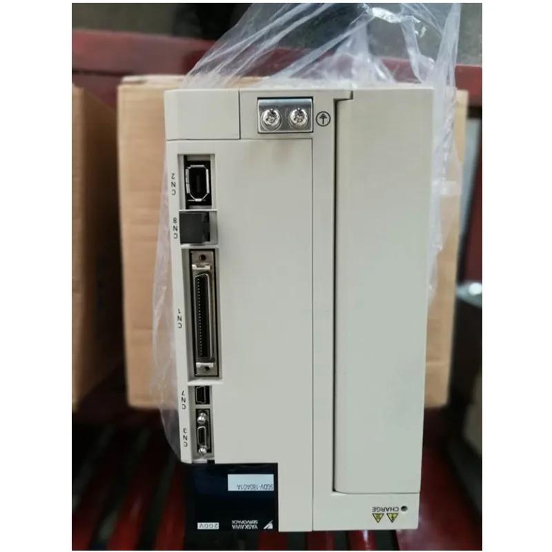 

Original In Stock Yaskawa server SGDV-180A01A 2KW Used In Good Condition