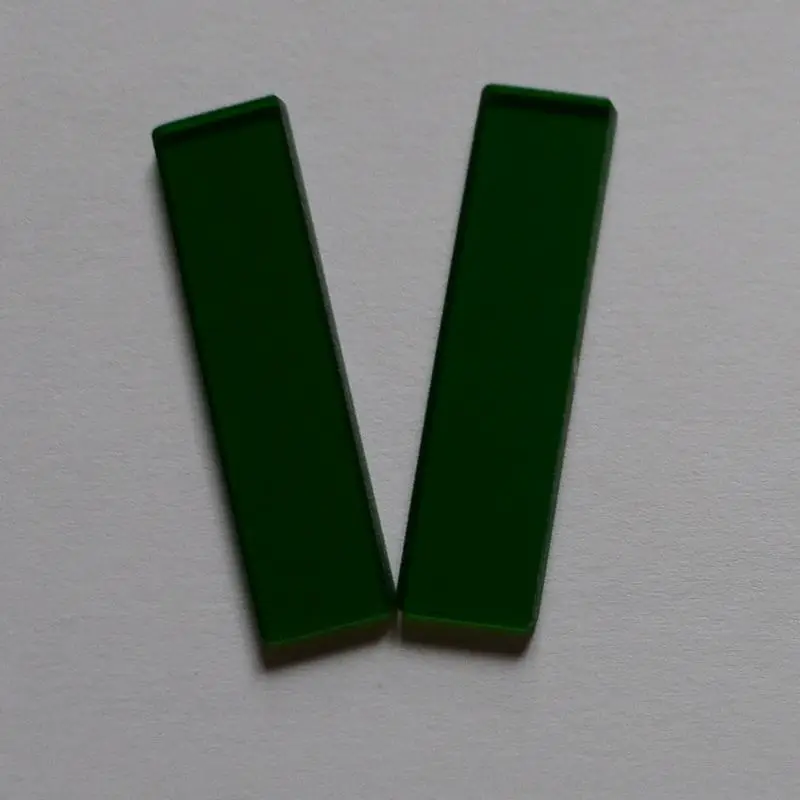 

LB1 Green Glass 532nm Bandpass Filter 35 * 9 * 2mm