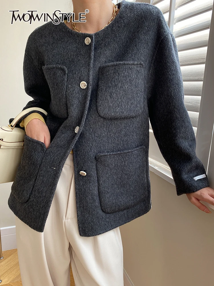 

TWOTWINSTYLE Minimalist Spliced Pockets Jackets For Women O Neck Long Sleeve Patchwork Single Breasted Jacket Female Clothes New