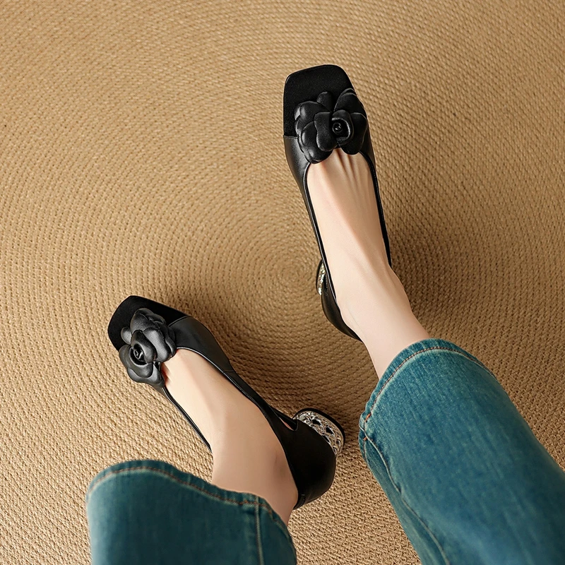 Women's New Spring/Summer Genuine Leather Square Toe Flower Breathable Hollow Middle Heel Color Blocked Single Shoe