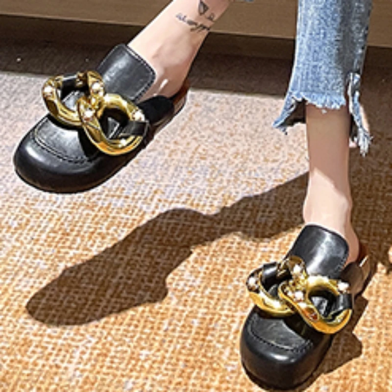 

Summer Half Slippers for Women 2023 New Metal Chain Closed Toe Flat Cork Women's Mules Outdoor Ladies Casual Beach Shoes