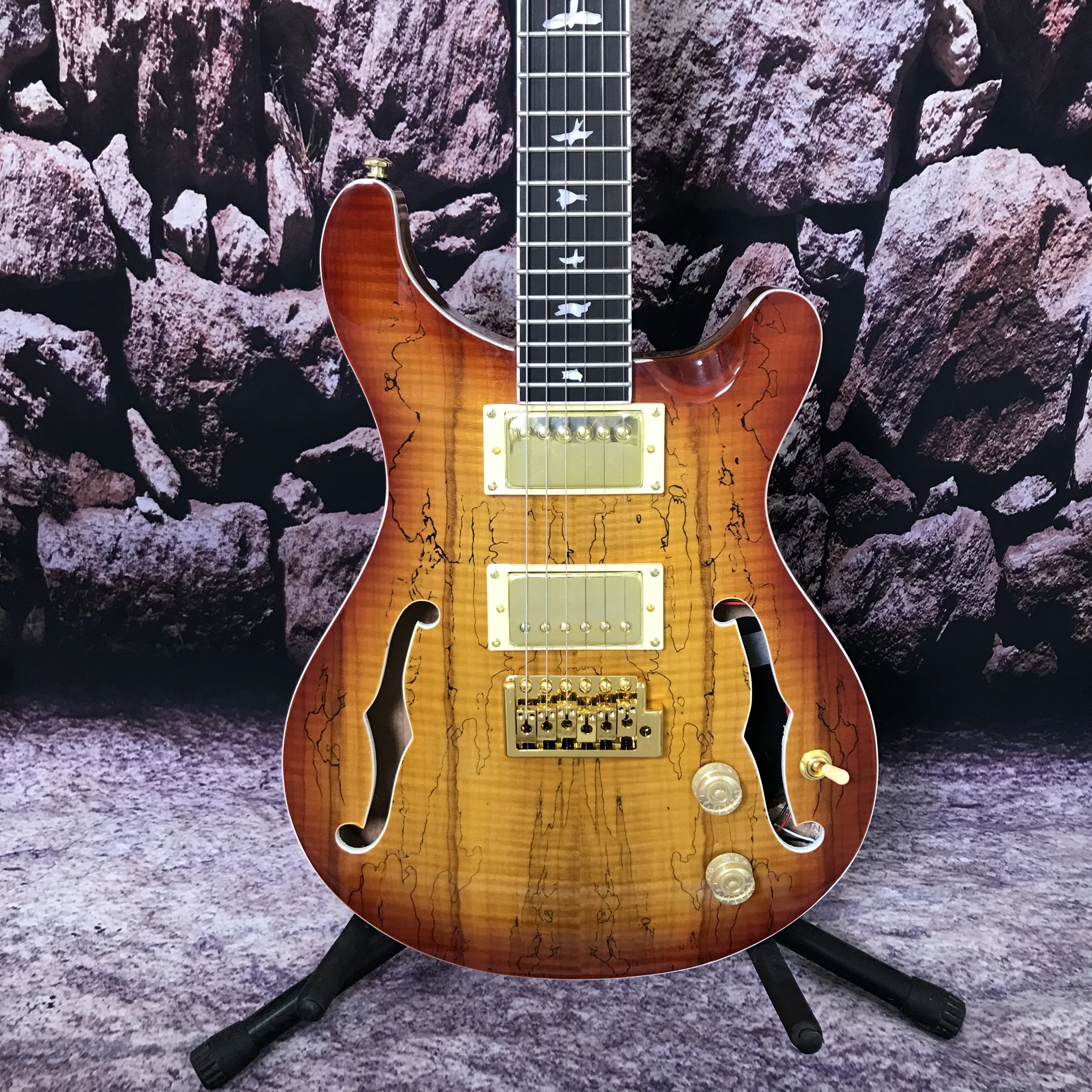 Factory customization electric guitar hollow body maple top in stock Mahogany neck Rosewood fingerboard hot sale