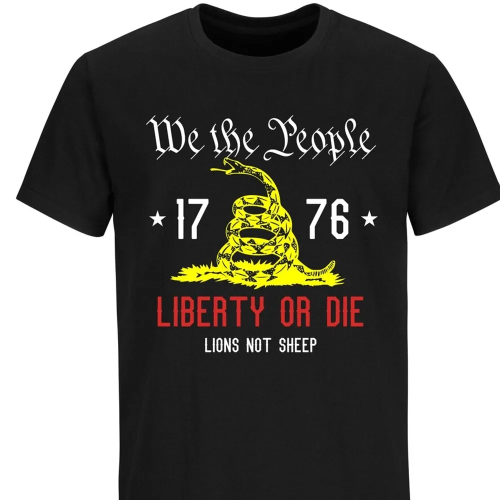 

Patriotic T Shirts We The People Vintage USA Flag 1776 Liberty Print Tee Shirts Snakes Graphic Tee Men Casual Style Summer Tops