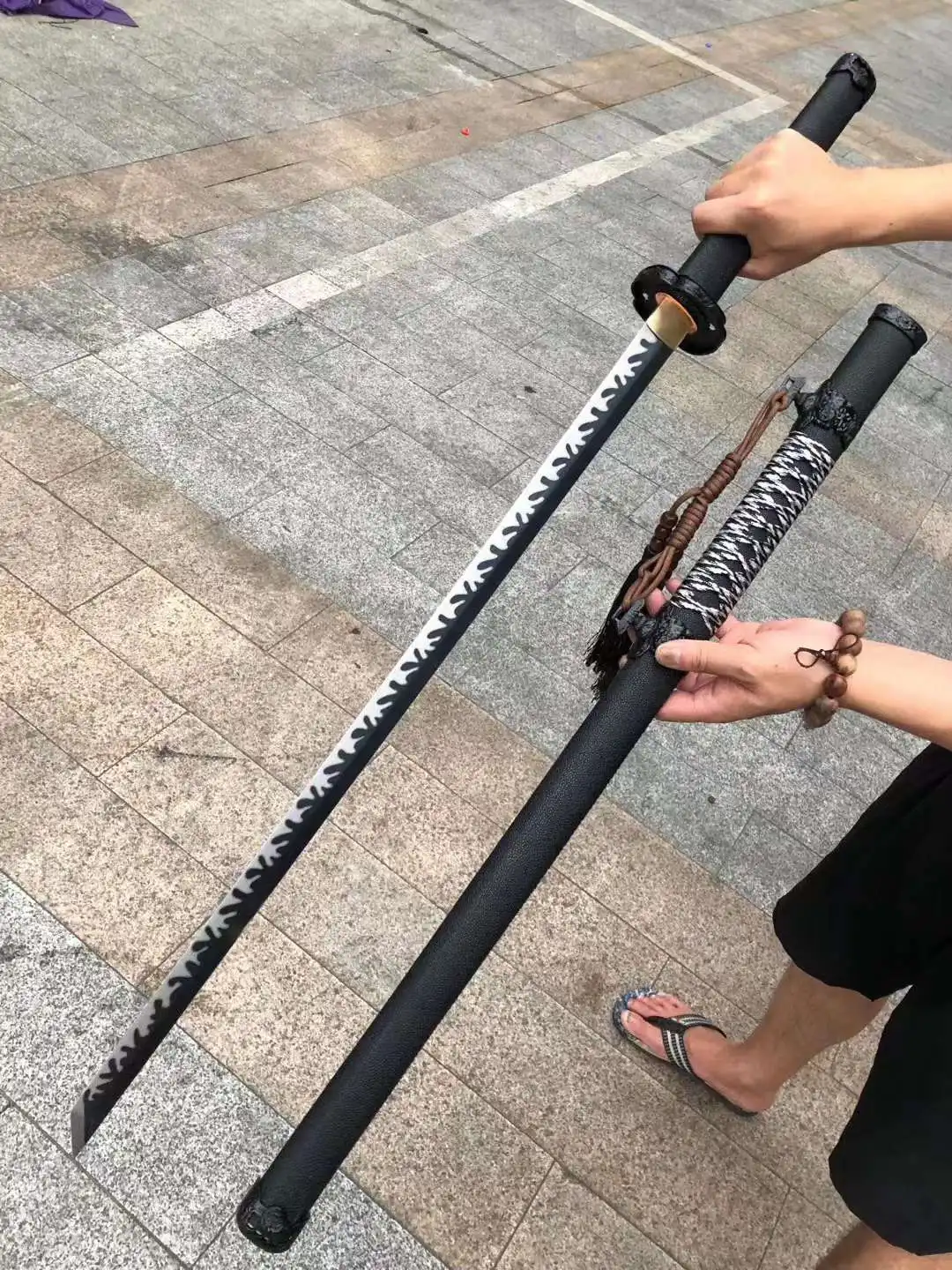

Black Lion Battle Tang Sword, Handmade Multi Refined Manganese Steel Caly Burnt Blade, Real Chinese Kungfu Weapon, Unsharpened