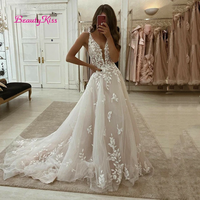 Princesa Com Decote Em V Laço Vestido De Noiva Vestido De Baile 2022 Fora  Do Ombro Vestido De Noiva Rendas Até Atrás Plissados Robe De Mariée Feito  Sob Encomenda - Vestidos De Casamento - AliExpress