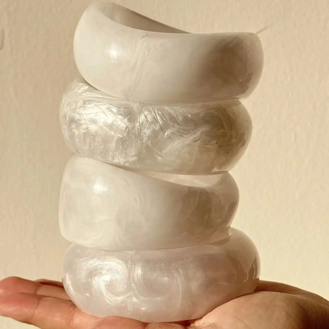 Wide-Style Heavyweight White Resin Bracelet with Shimmering Gradient Finish