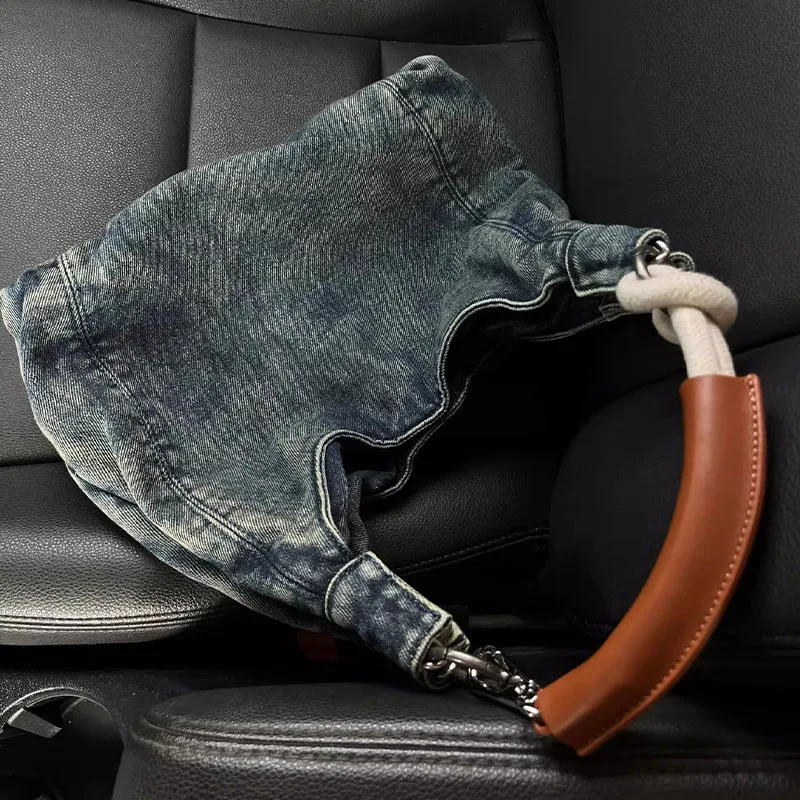 High-end denim women's bag women's bag 2024 summer new niche casual commuting armpit handbag hot girl shoulder bag women's bag