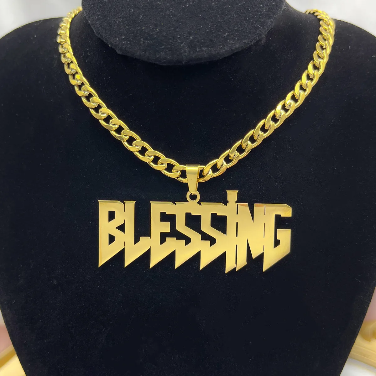 

18k Gold Big Name Pendant Custom Man Necklace 6mm Cuban Chain HipHop Stainless Steel Jewelry Fashion Nameplate Personalized Gift