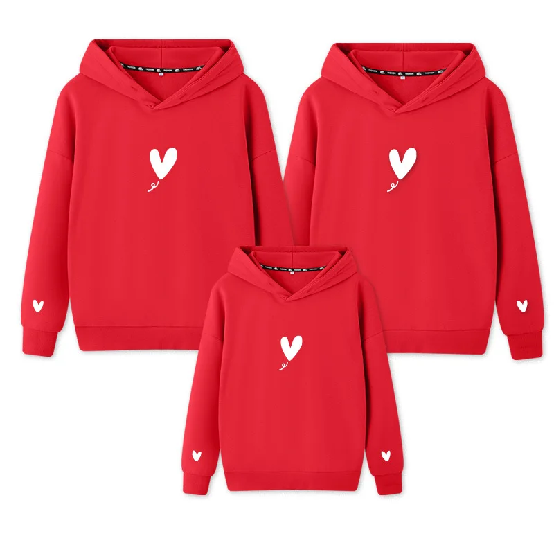 

Детский костюм с капюшоном и бархатной толстовкой