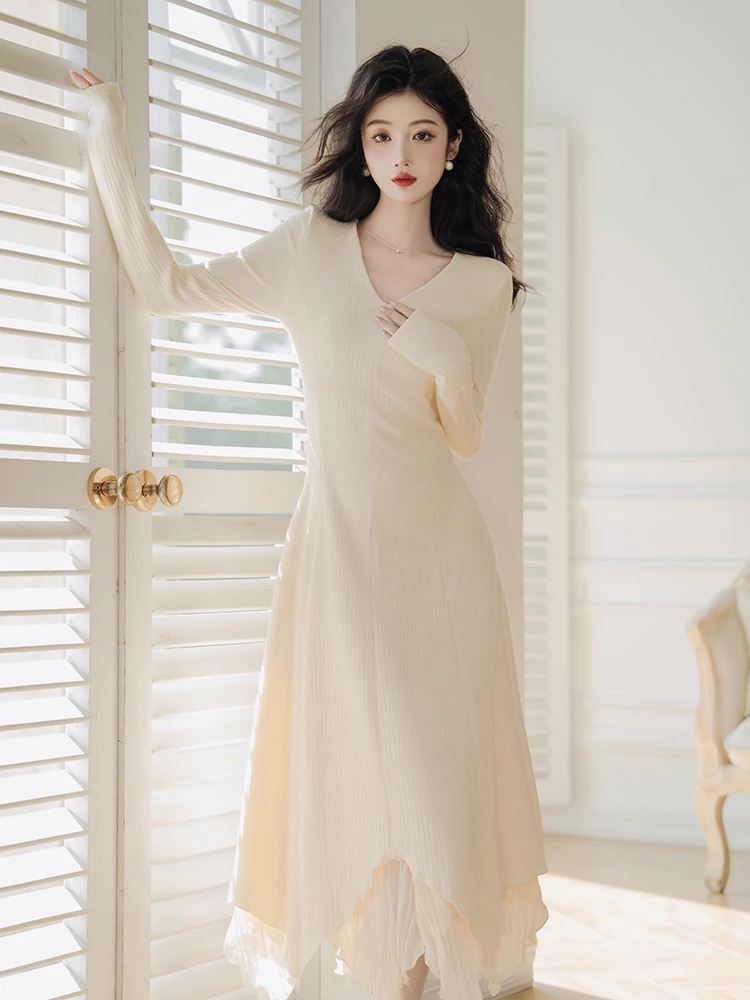 

V-neck long-sleeved slim-fit knitted mid-length dress for autumn and winter 2023 fashion women's Clothing